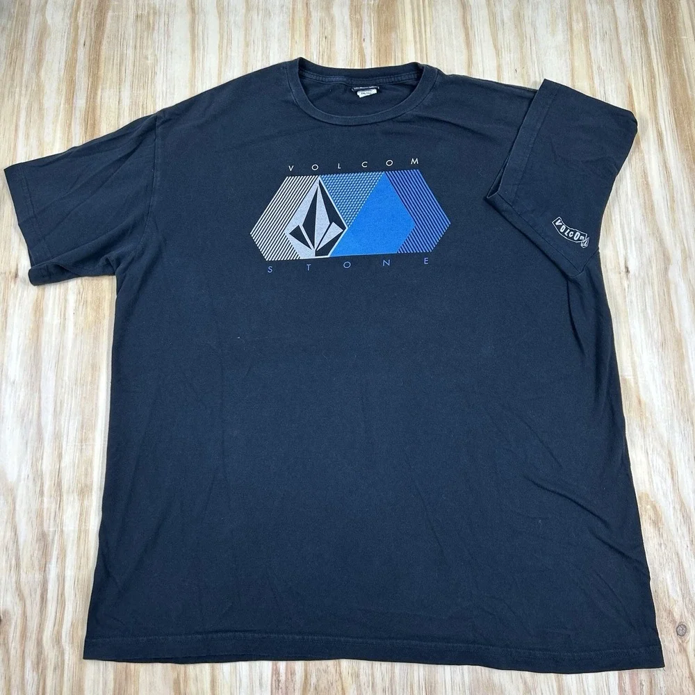 Vtg Y2k VOLCOM STONE Stencil Diamond Logo Graphic Skate Short Sleeve T Shirt 2XL